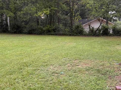 Lawn Care service in Signal Mountain, 37377