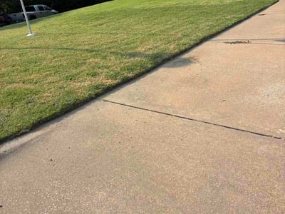 Lawn Care service in Sand Springs, 74063