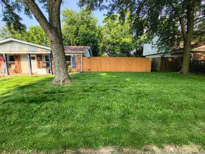 Lawn Care service in Marion, 62959