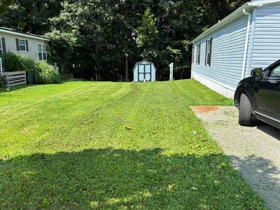 Lawn Care service in West Newton, 15089