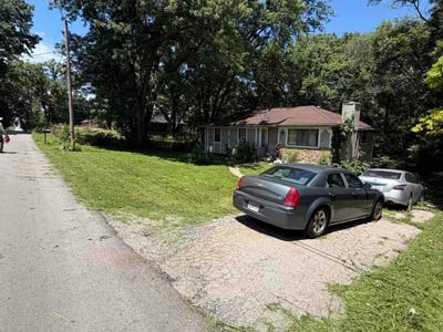 Lawn Care service in Mission, 66202