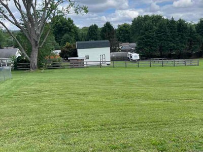 Lawn Care service in Kingston, 37763