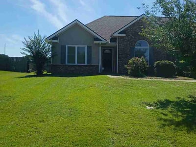 Lawn Care service in Warner Robins, 31088