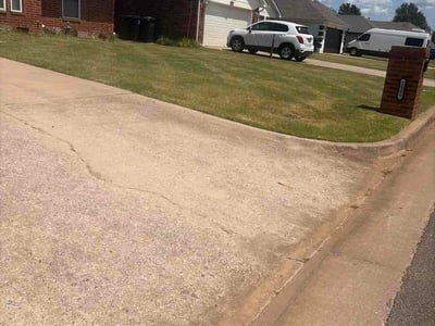 Lawn Care service in Turley, 74126