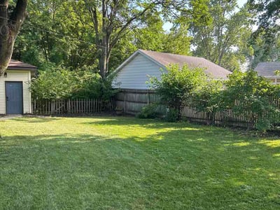 Lawn Care service in Holland, 43528