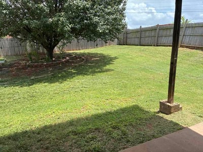 Lawn Care service in Mustang, 73064
