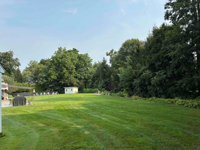 Lawn Care service in Greenwich, 06830