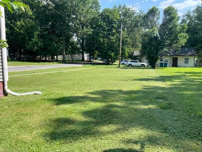 Lawn Care service in Springfield, 62703