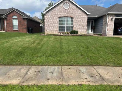 Lawn Care service in Bixby, 74008