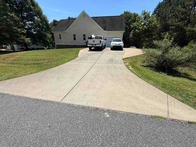 Lawn Care service in Piedmont Triad, 27523