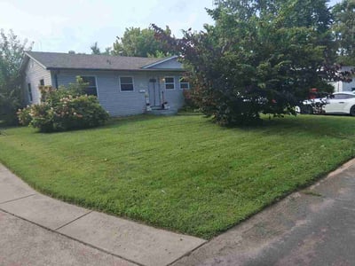 Lawn Care service in Calabasas, 91302