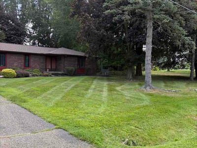 Lawn Care service in Aurora, 44202
