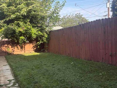 Lawn Care service in Tuscon, 85705
