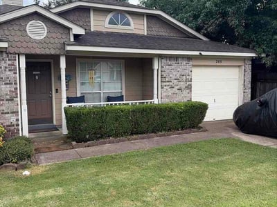 Lawn Care service in Mesa, 85201