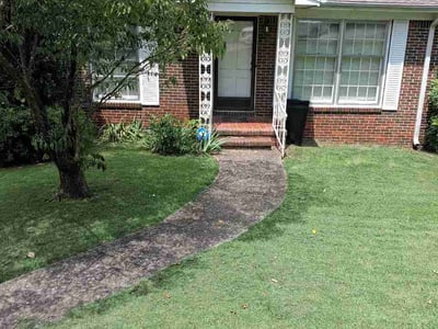 Lawn Care service in Pelham, 35124