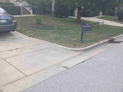 Lawn Care service in Four Oaks, 27577