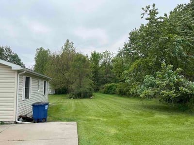 Lawn Care service in Westland, 48185