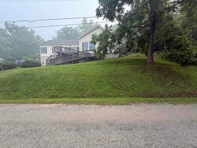 Lawn Care service in Waynesville, 28786