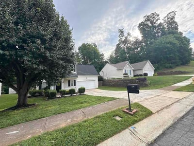 Lawn Care service in Stanley, 28164