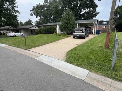 Lawn Care service in Clayton, 63105