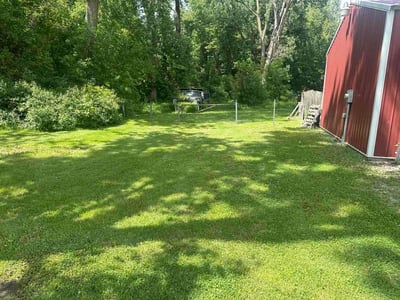 Lawn Care service in Highland, 46322