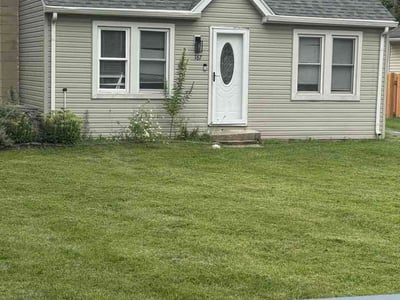Lawn Care service in Crystal Lake, 60014