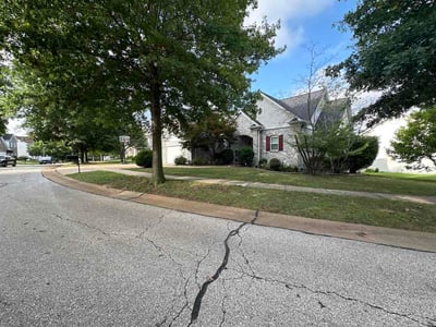 Lawn Care service in Crestwood, 63126