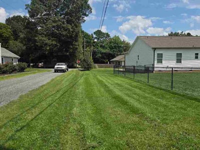 Lawn Care service in Lexington, 02420