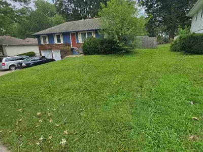 Lawn Care service in Independence, 64050