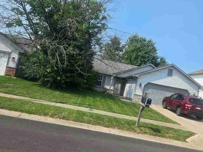 Lawn Care service in Brownsburg, 46112
