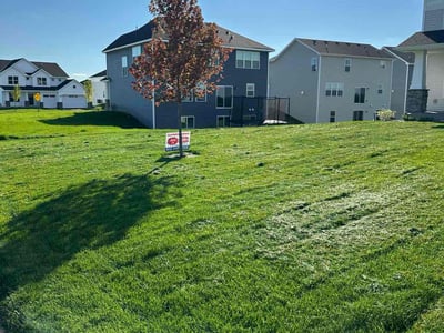 Lawn Care service in Inver Grove Heights, 55076