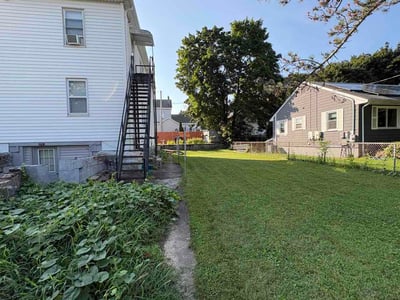 Lawn Care service in Franklin, 02038