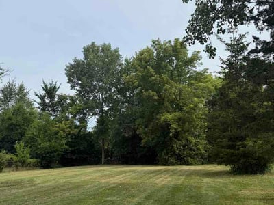 Lawn Care service in Troy, 48098