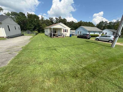 Lawn Care service in Mechanicsville, 23111