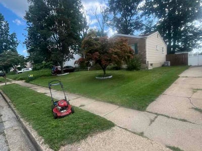 Lawn Care service in Glen Burnie, 21061