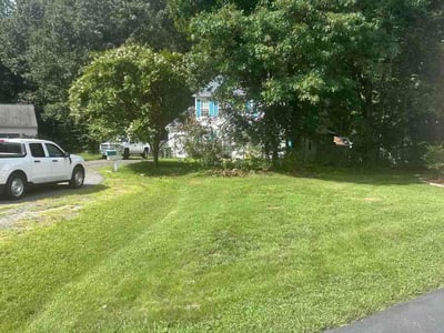 Lawn Care service in Fredericksburg, 22401