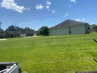 Lawn Care service in Zachary, 70791