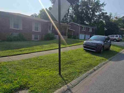 Lawn Care service in Dumfries, 22026