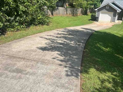 Lawn Care service in Monroe, 30655