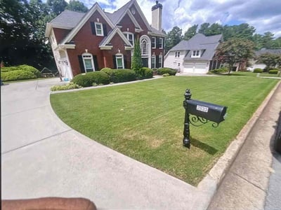 Lawn Care service in Kent, 98032