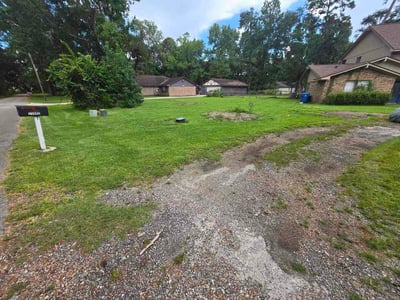 Lawn Care service in Porter, 77365