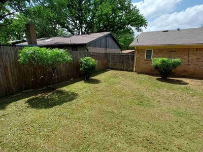 Lawn Care service in Arlington, 98223