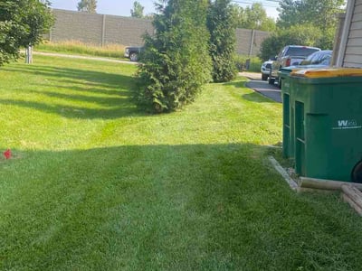Lawn Care service in Warrenville, 60555
