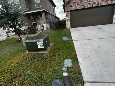 Lawn Care service in Floresville, 78114
