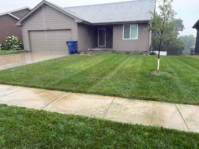 Lawn Care service in Syracuse, 84075