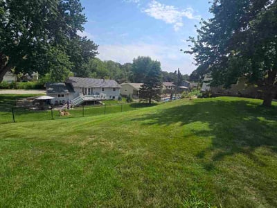 Lawn Care service in Highland Park, 60035