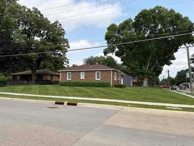 Lawn Care service in Des Moines, 50309