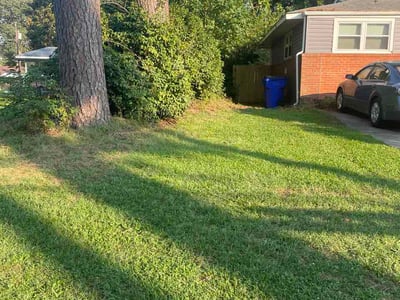 Lawn Care service in Fort Washington, 23936