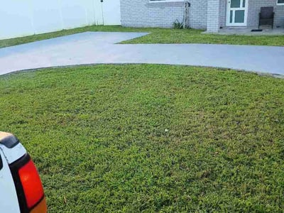 Lawn Care service in Fort Lauderdale, 33301
