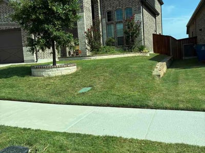 Lawn Care service in Forest Hill, 76140